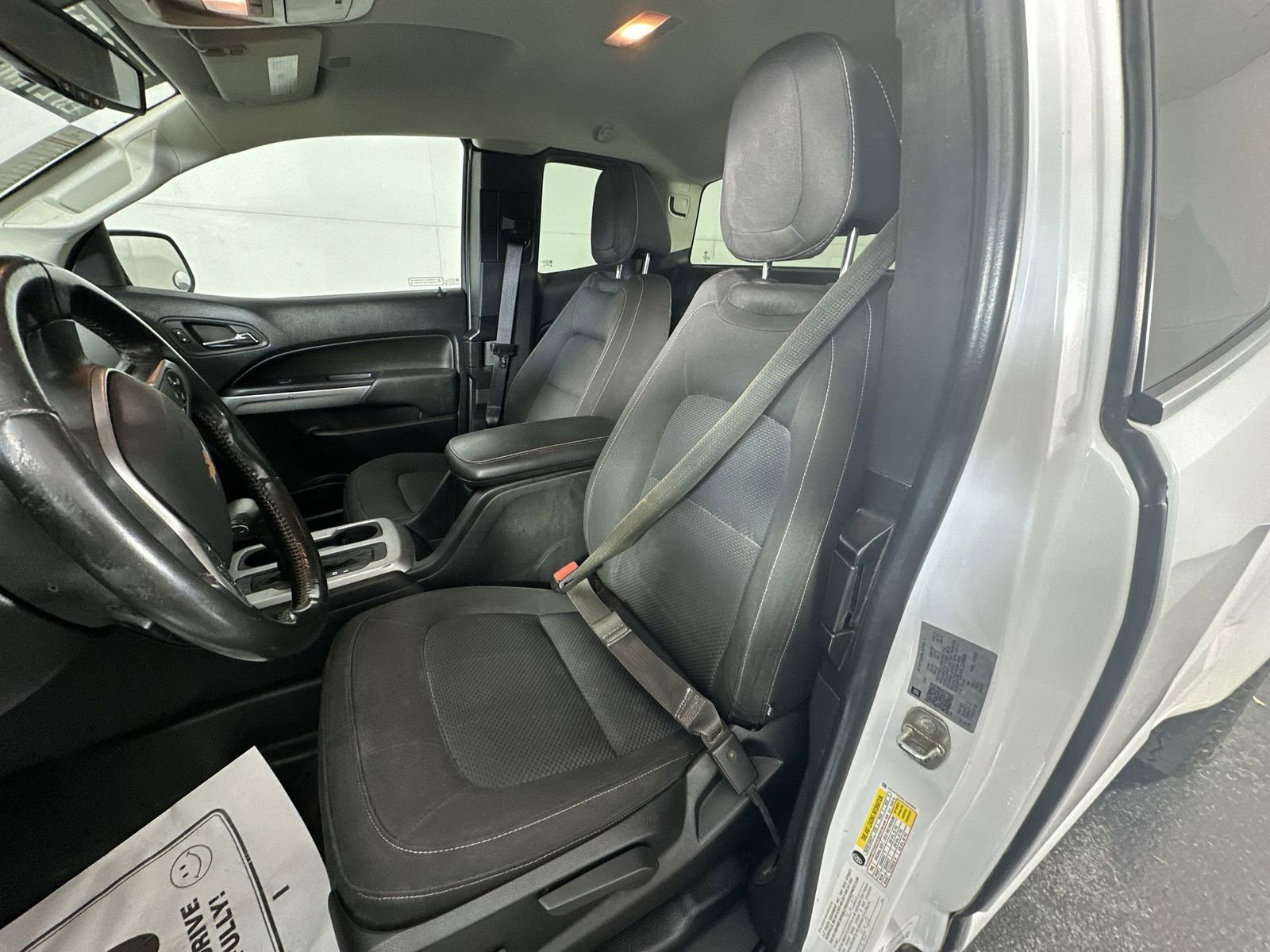 Used 2020 Chevrolet Colorado LT w/ Safety Package AWD/4WD image 11