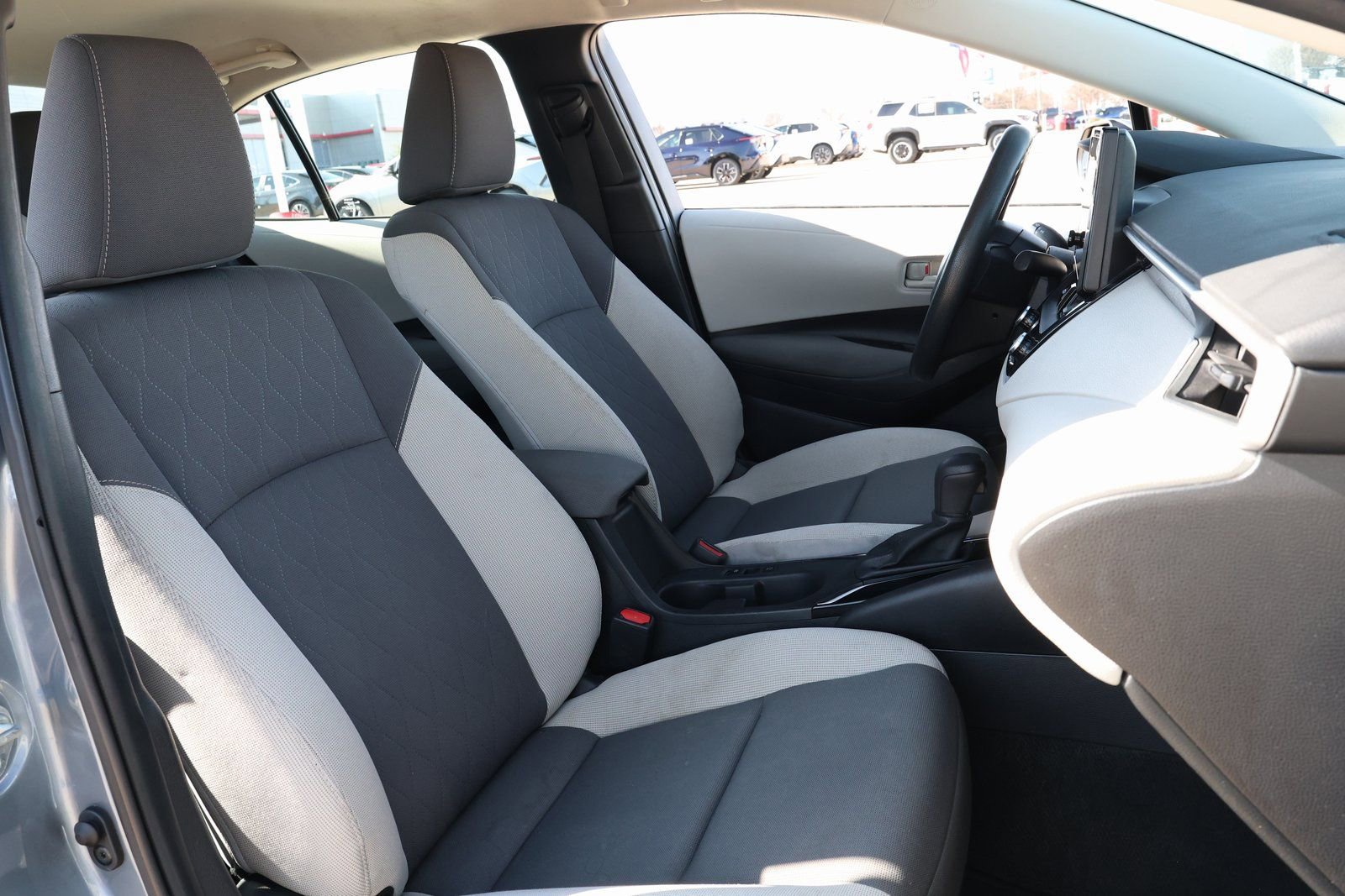 Used 2023 Toyota Corolla LE image 26