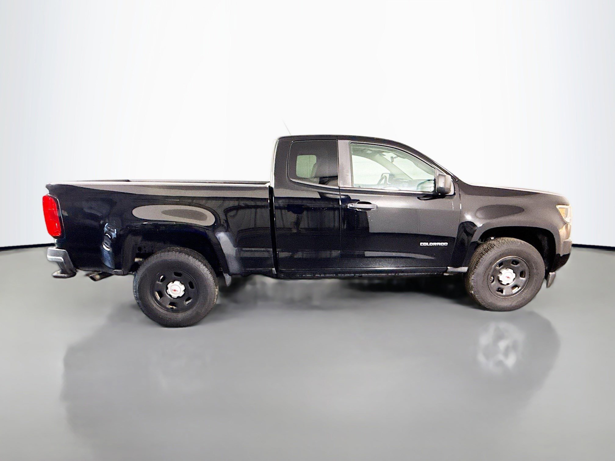 Used 2018 Chevrolet Colorado W/T image 11