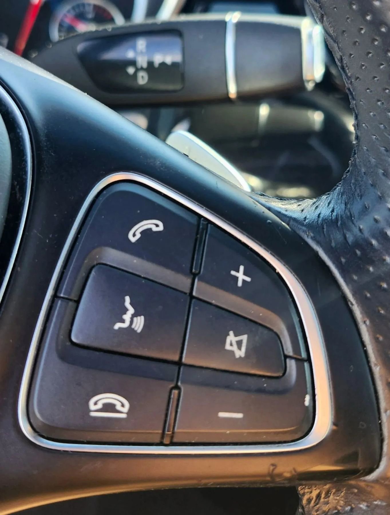 Used 2018 Mercedes-Benz GLS 550 4MATIC image 33