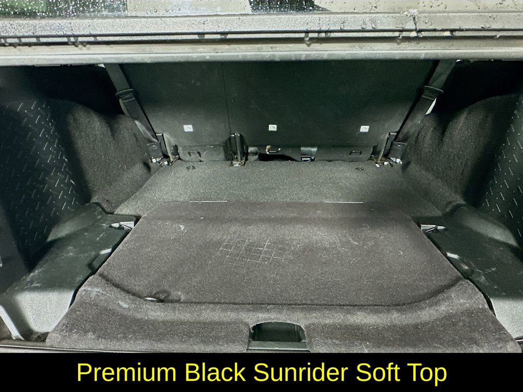 Used 2018 Jeep Wrangler Unlimited Sport image 30