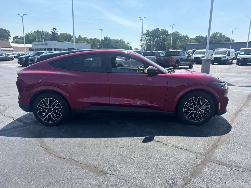Used 2025 Ford Mustang Mach-E Premium AWD/4WD image 6
