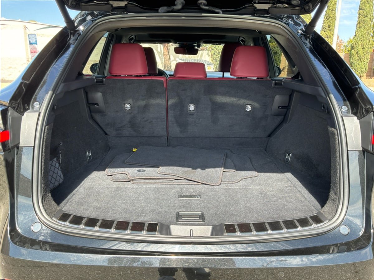 Used 2023 Lexus NX 250 FWD image 25