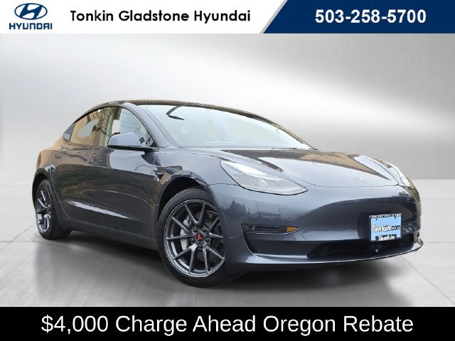 Used 2023 Tesla Model 3 Standard Range RWD image 1