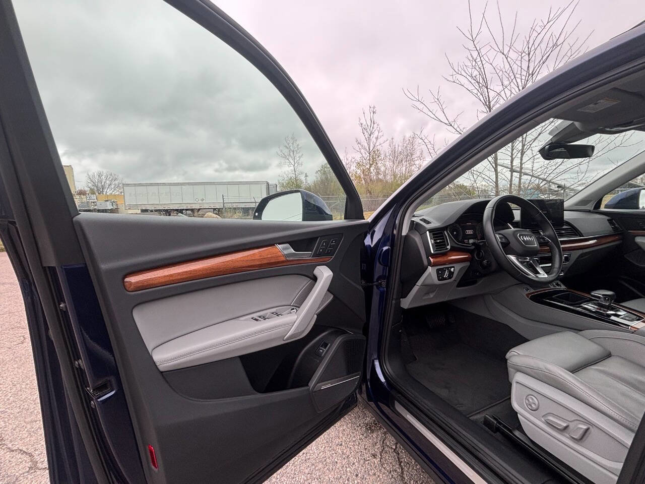 Used 2021 Audi Q5 Prestige AWD/4WD image 4