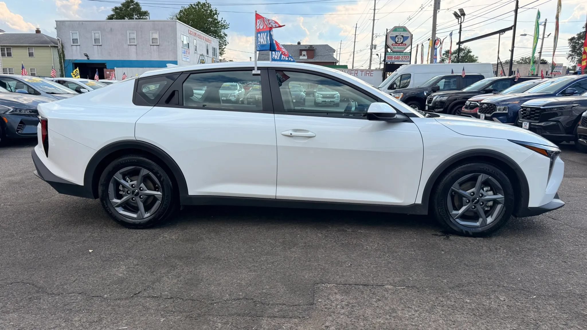 Used 2025 Kia K4 FWD image 11