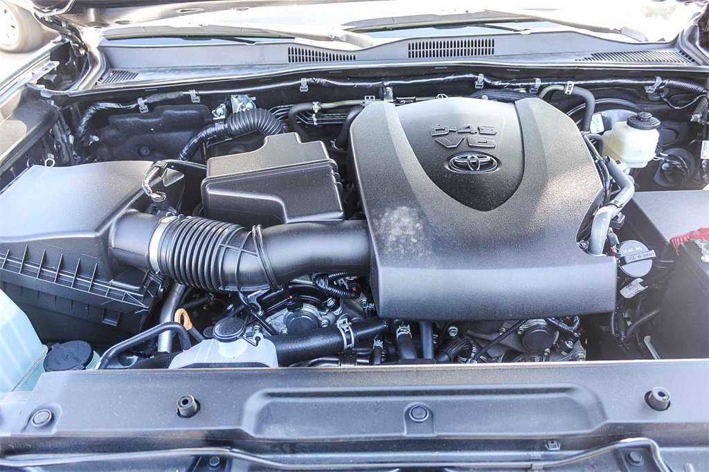 Used 2022 Toyota Tacoma TRD Sport w/ Technology Package image 27