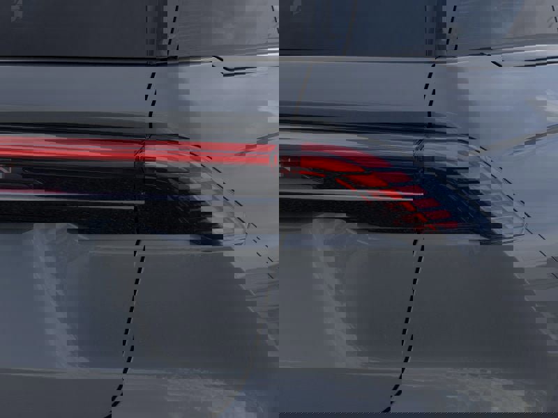 New 2025 Lincoln Nautilus Reserve w/ Jet Appearance Package image 21