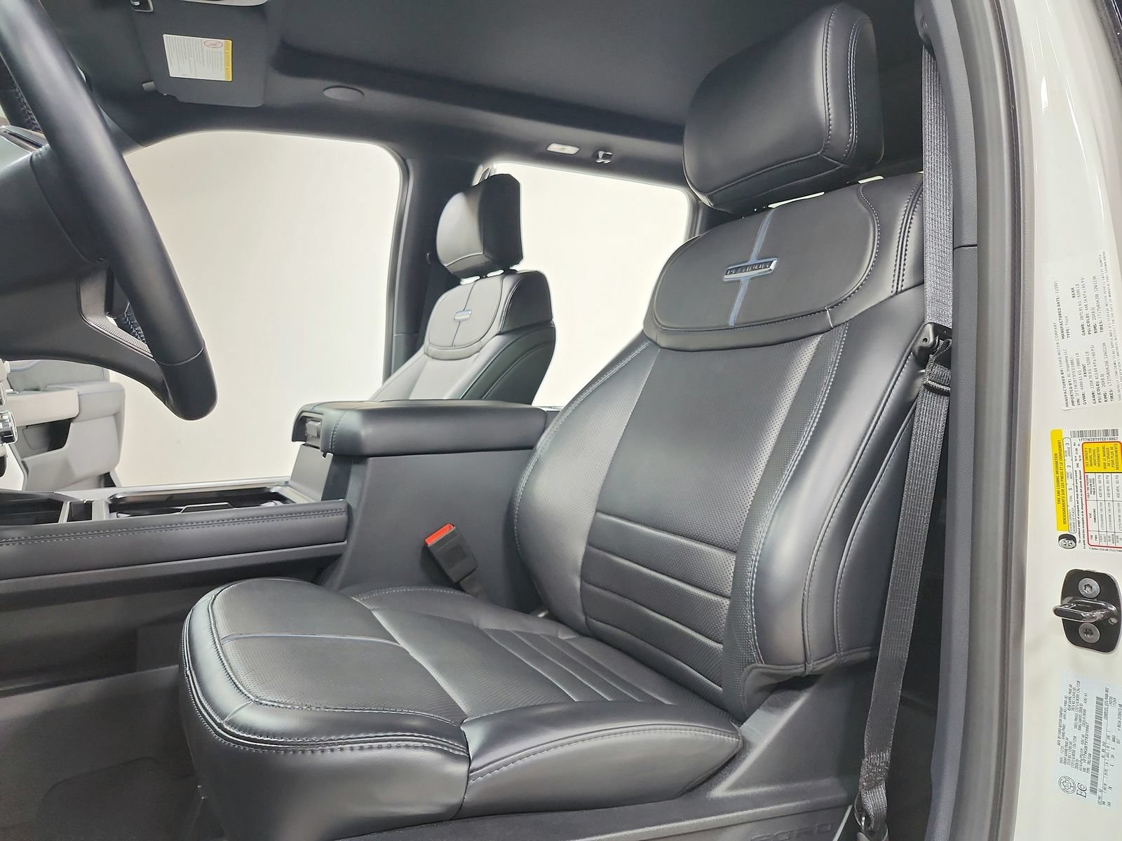 Used 2026 Ford F250 Platinum AWD/4WD image 19