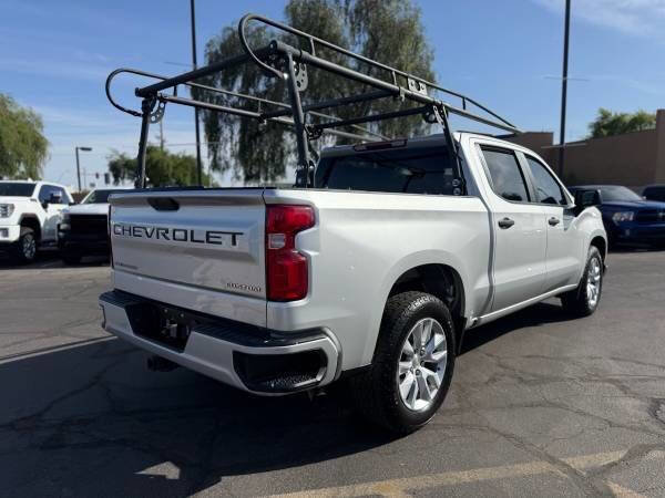 Used 2020 Chevrolet Silverado 1500 Custom w/ Custom Value Package RWD image 3