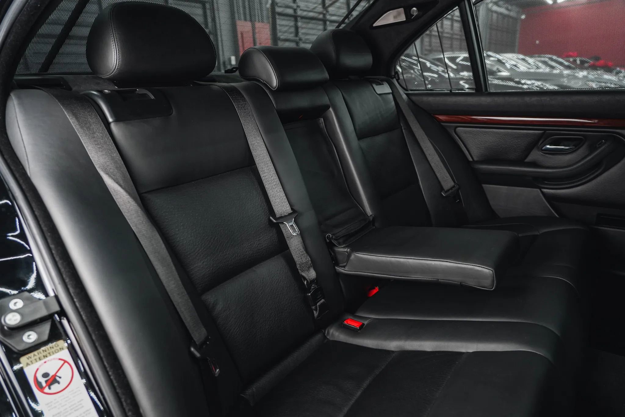 Used 2003 BMW M5 image 47