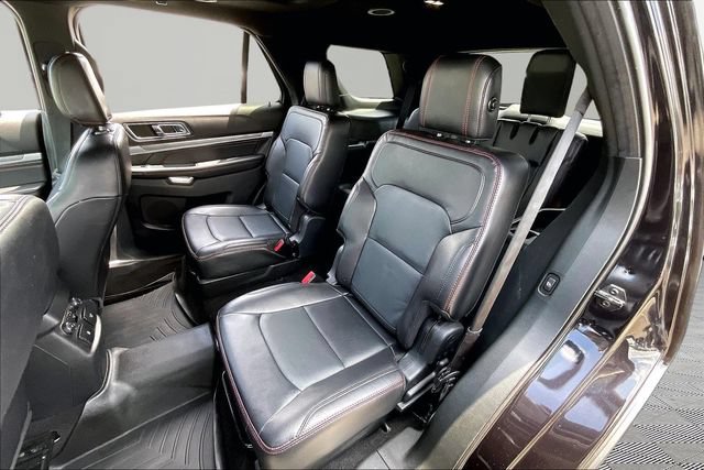 Used 2019 Ford Explorer Sport w/ Equipment Group 401A AWD/4WD image 16