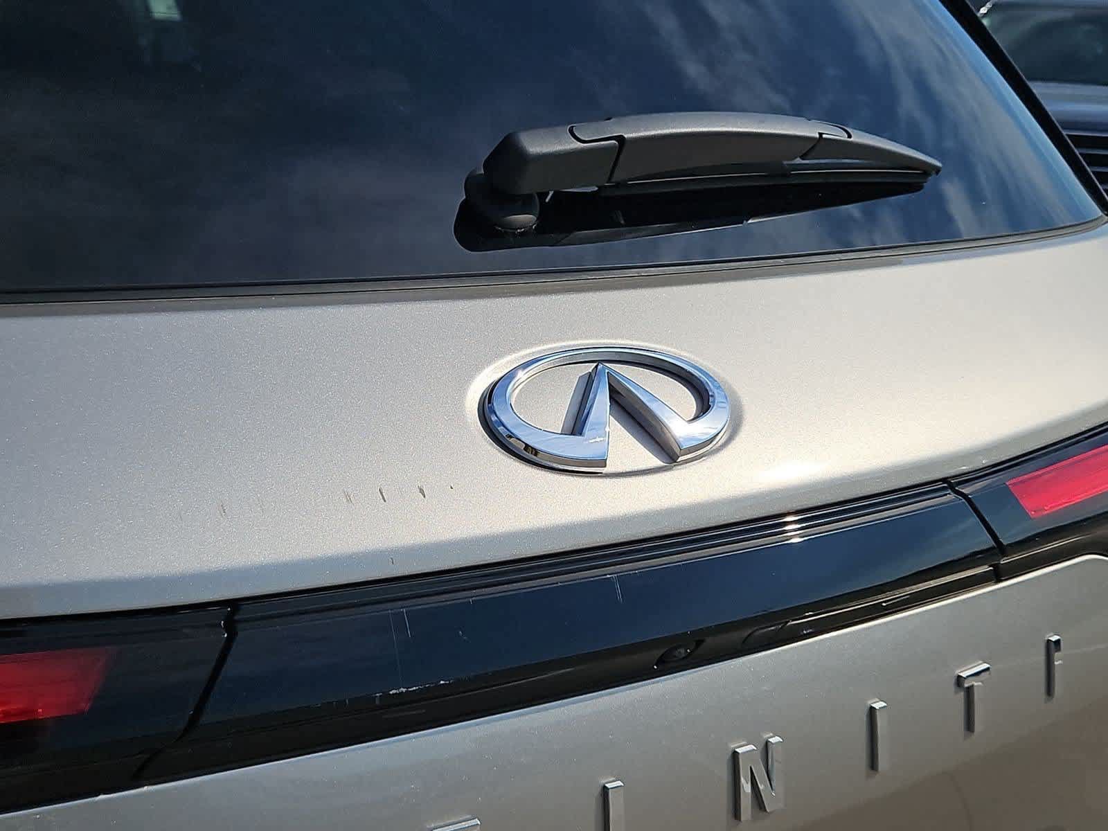 Used 2023 INFINITI QX60 Autograph w/ Cargo Package AWD/4WD image 11