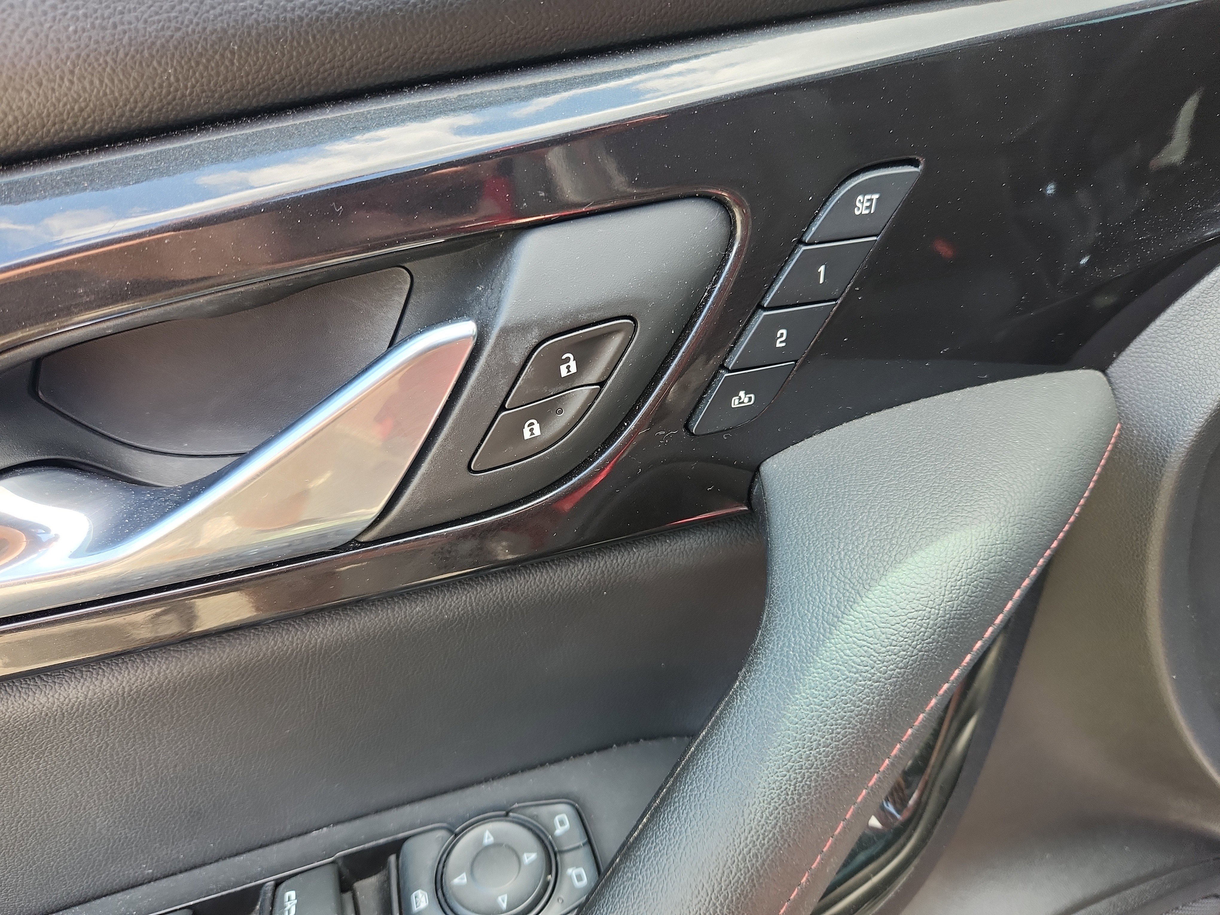 Used 2019 Chevrolet Blazer RS FWD image 22