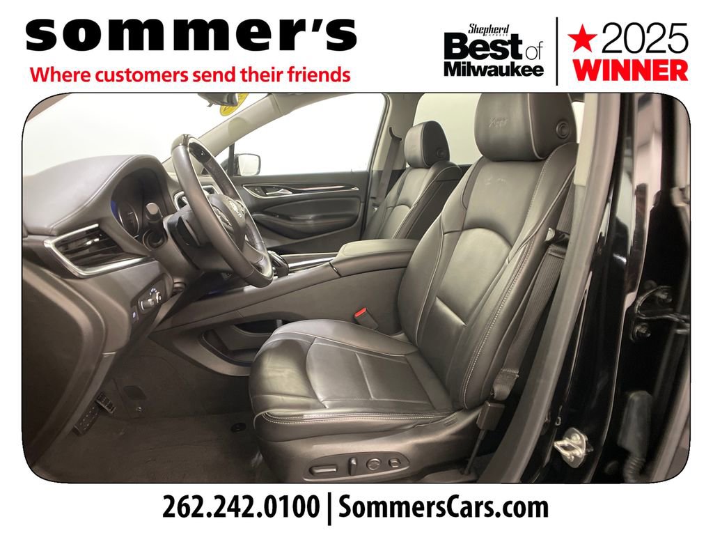 Used 2020 Buick Enclave Avenir w/ Avenir Technology Package AWD/4WD image 9
