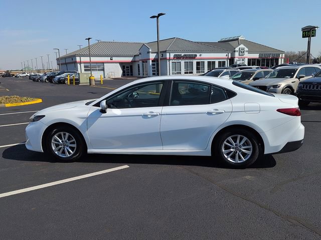 Certified 2025 Toyota Camry LE image 4