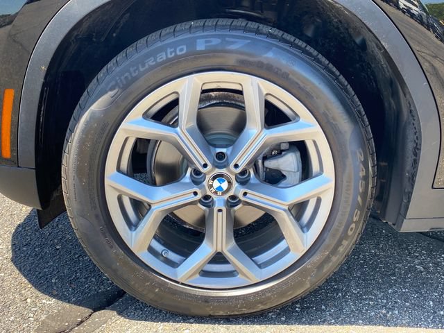 Used 2025 BMW X4 xDrive30i AWD/4WD image 24