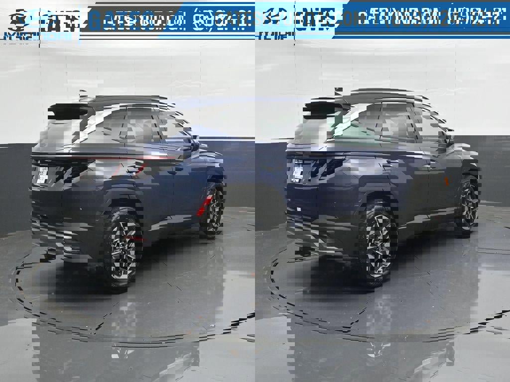 New 2026 Hyundai Tucson SEL image 2