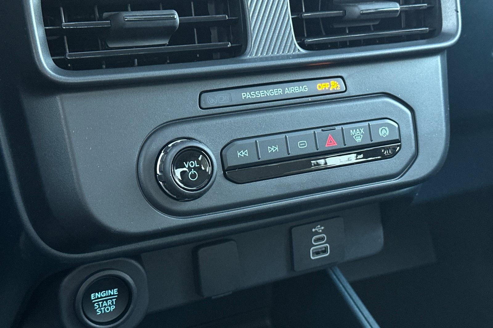 New 2026 Ford Maverick XLT w/ Equipment Group 301A image 18