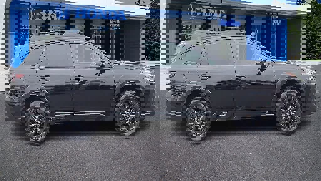 Used 2023 Subaru Outback Onyx Edition image 9