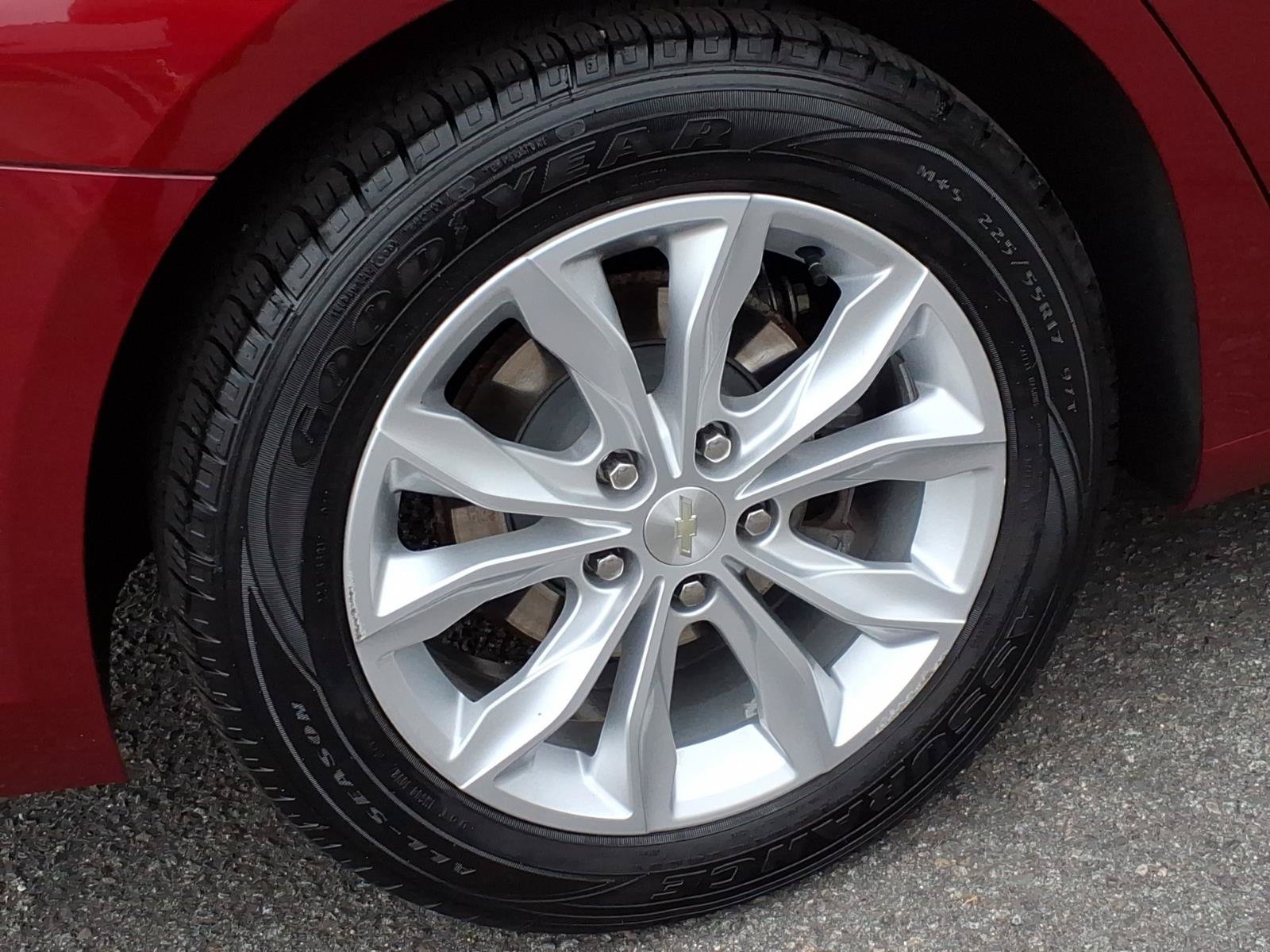 Certified 2019 Chevrolet Malibu LT w/ Driver Confidence Package FWD image 7