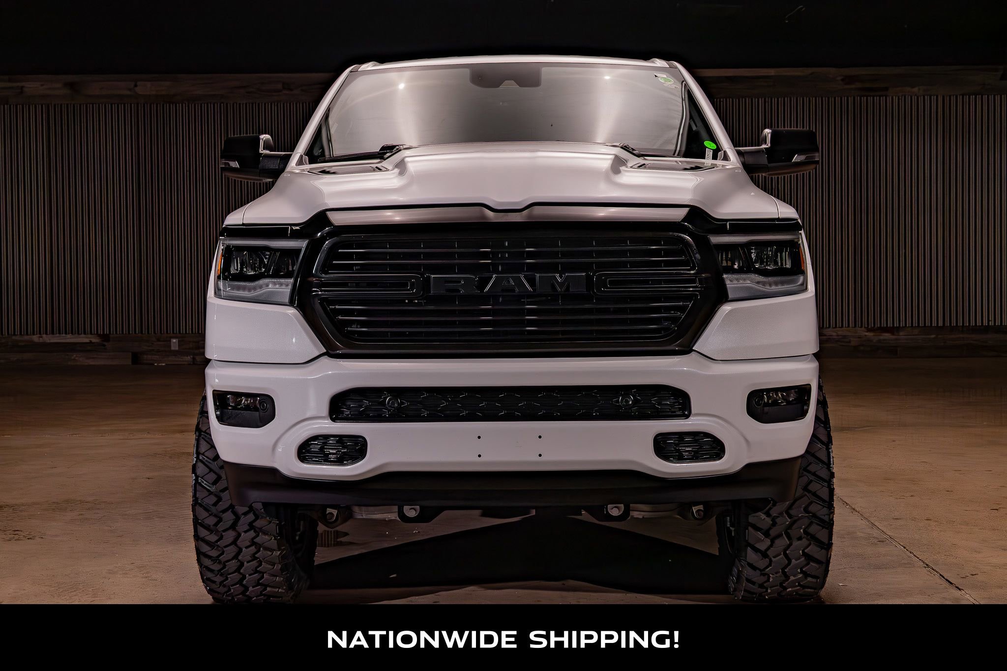 Used 2024 RAM 1500 Laramie AWD/4WD image 4