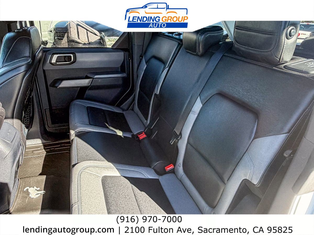 Used 2022 Ford Bronco Black Diamond image 17