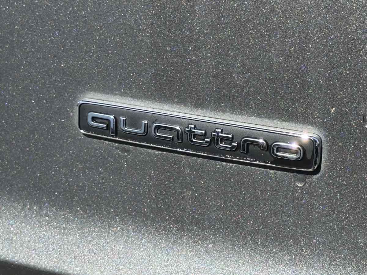 Used 2023 Audi Q7 3.0T Prestige AWD/4WD image 15