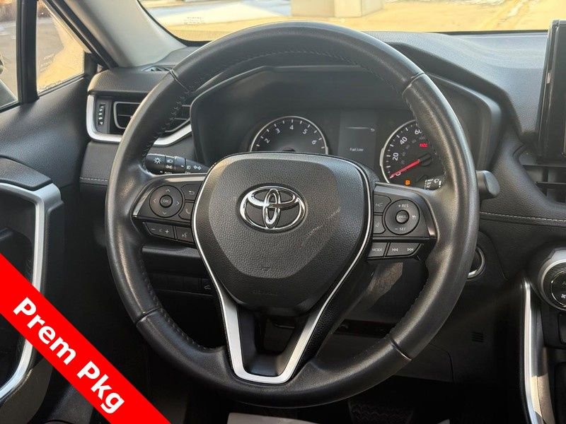 Used 2022 Toyota RAV4 XLE Premium w/ Carpet Mat Package (TMS) image 14