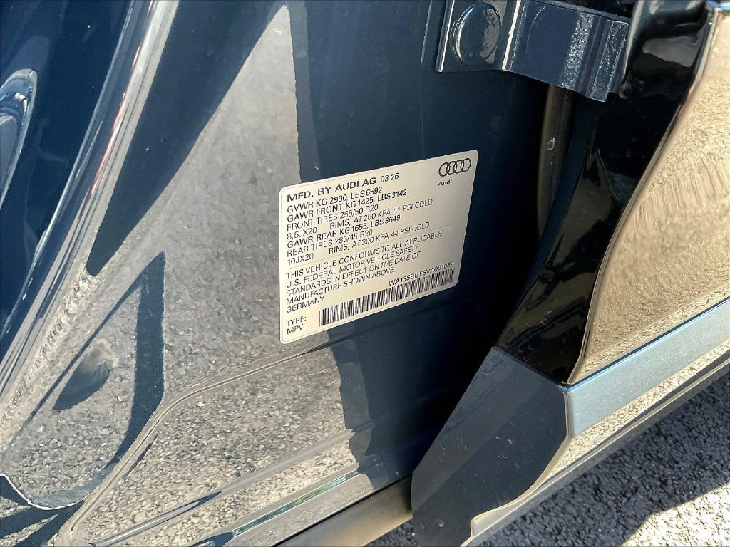 New 2027 Audi SQ6 e-tron Prestige AWD/4WD image 8