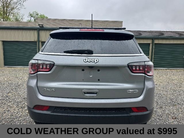 Used 2020 Jeep Compass Latitude w/ Cold Weather Group AWD/4WD image 4