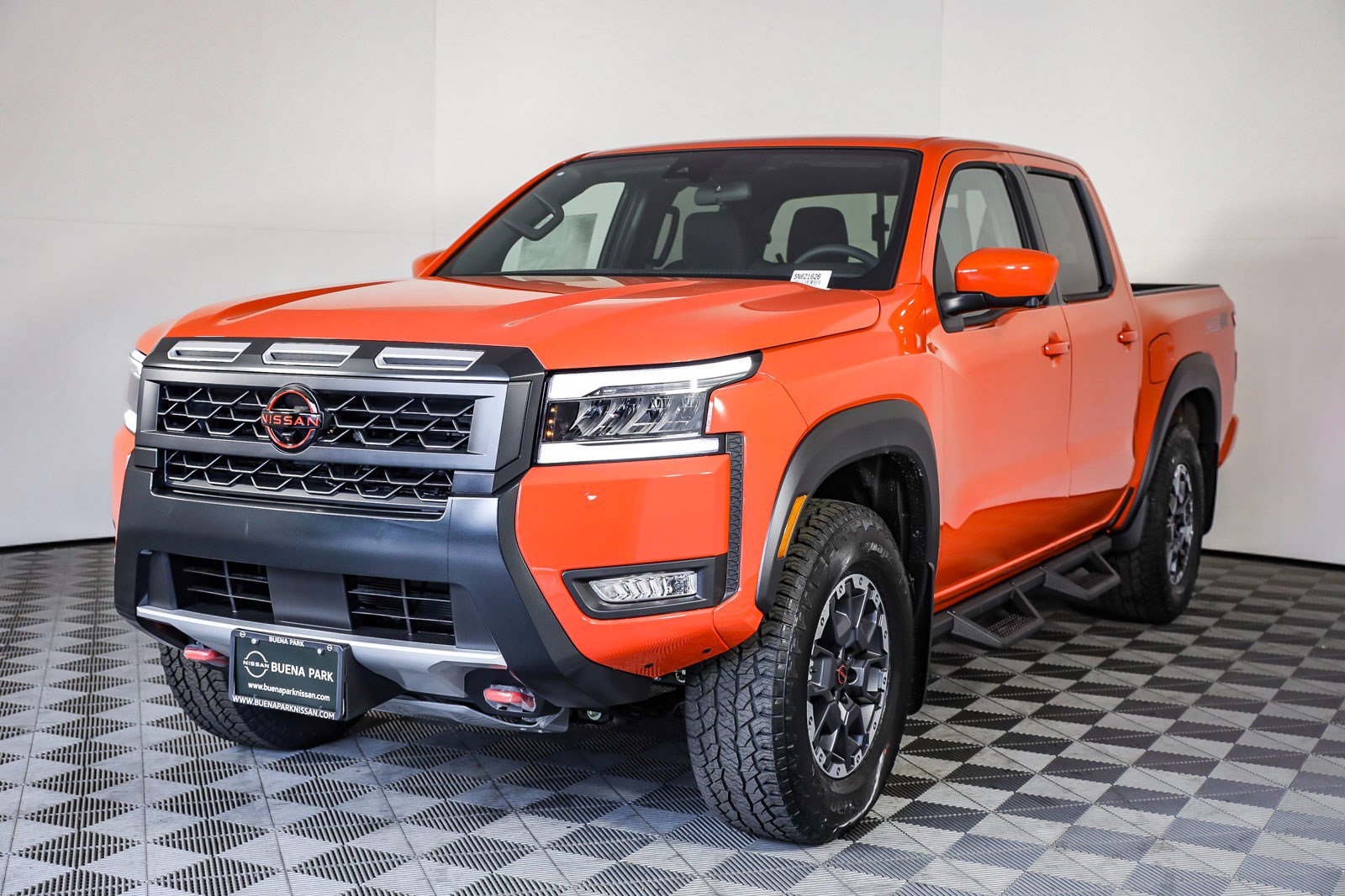New 2025 Nissan Frontier PRO-4X w/ Pro Convenience Package image 9
