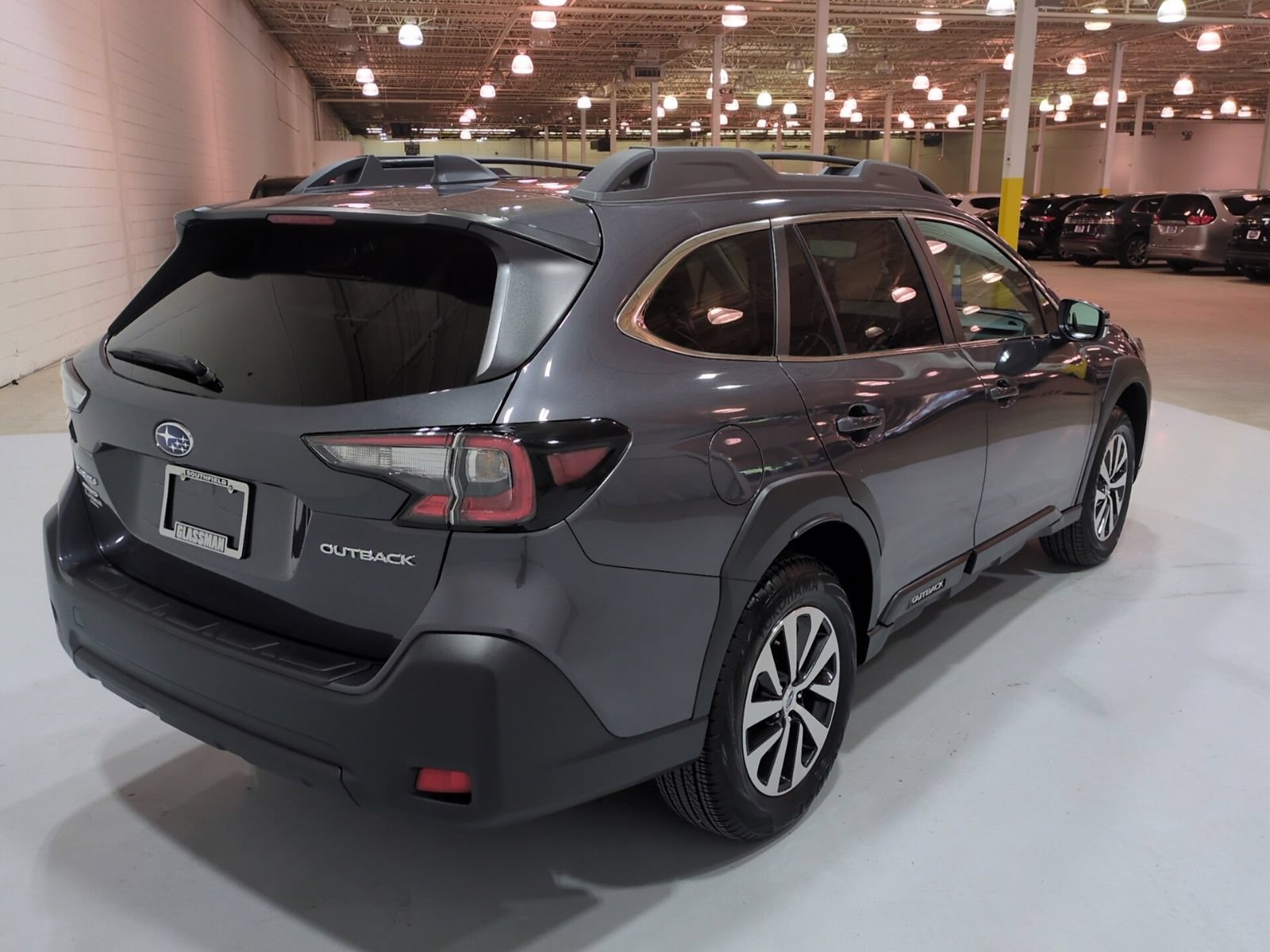Certified 2025 Subaru Outback Premium w/ Popular Package #1A AWD/4WD image 3