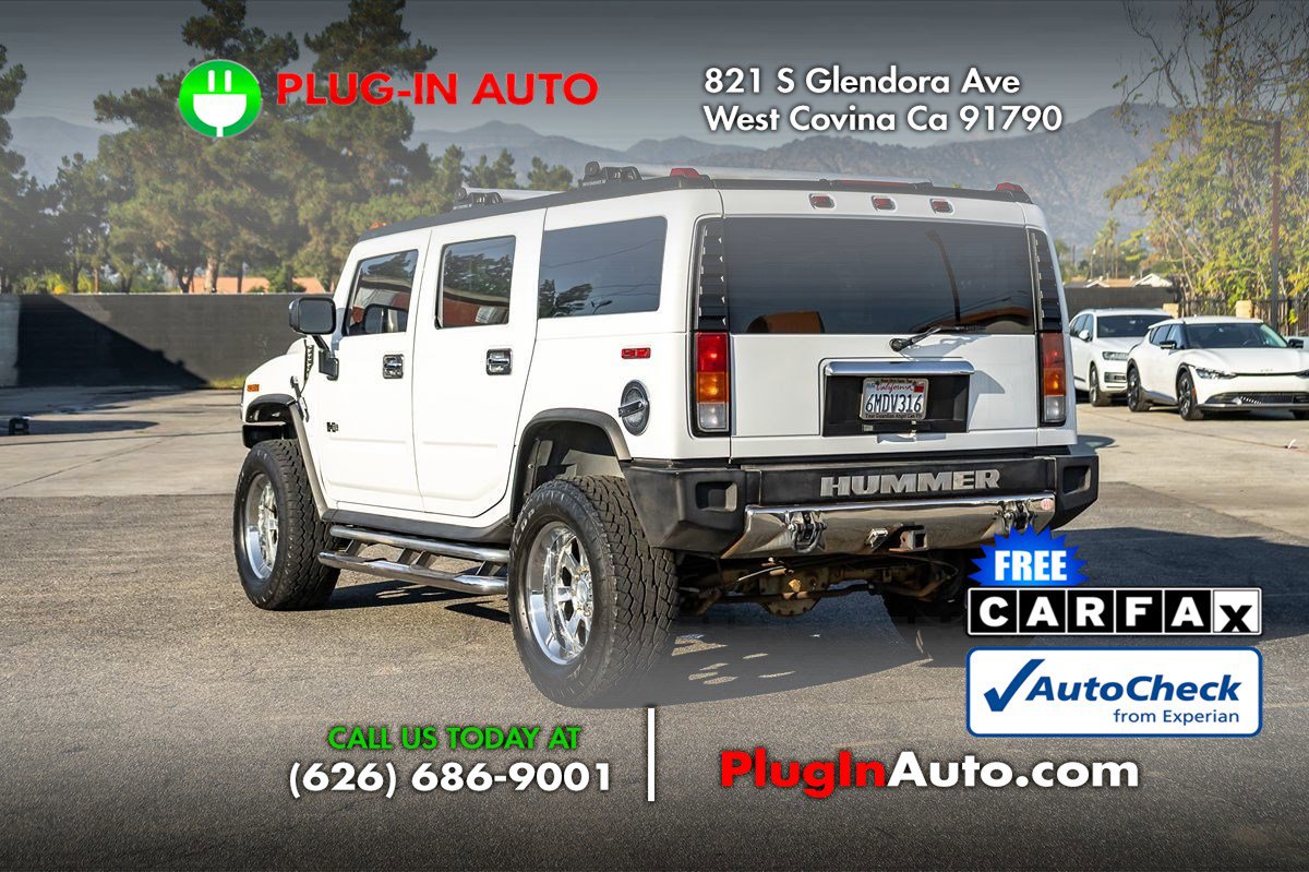 Used 2004 HUMMER H2 w/ Preferred Equipment Group image 2