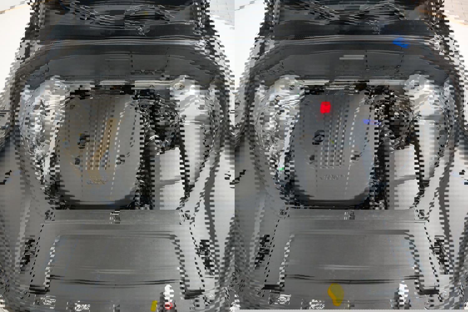 Used 2024 Volvo XC90 B5 Plus image 33