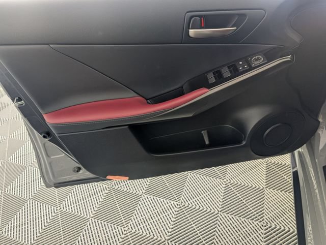 Used 2025 Lexus IS 350 F Sport RWD image 10