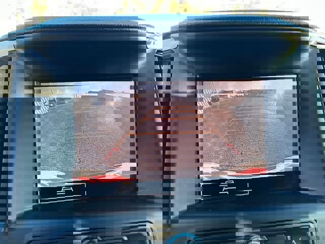 Used 2024 GMC Terrain SLE image 28