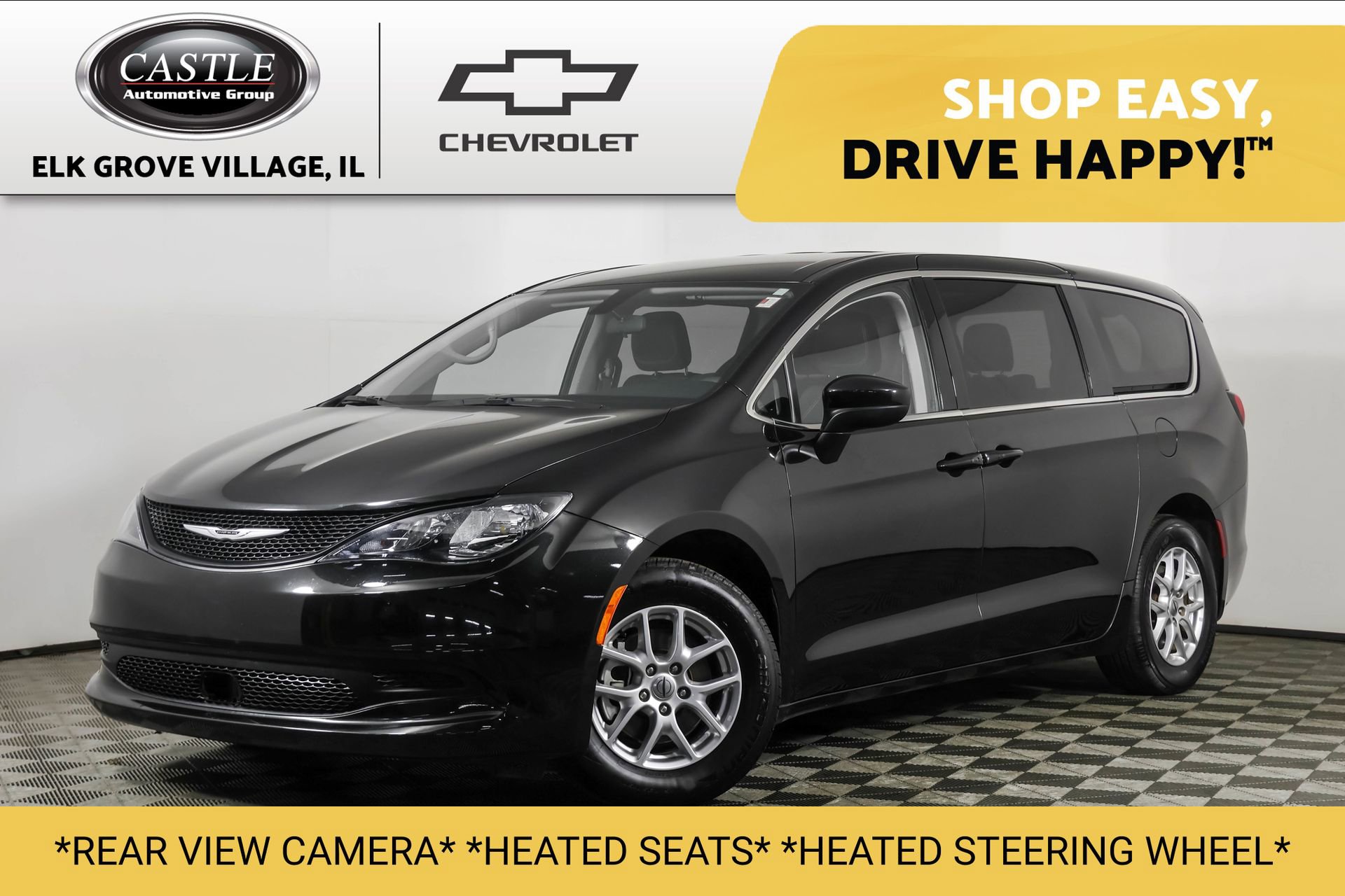 Used 2022 Chrysler Voyager LX image 1