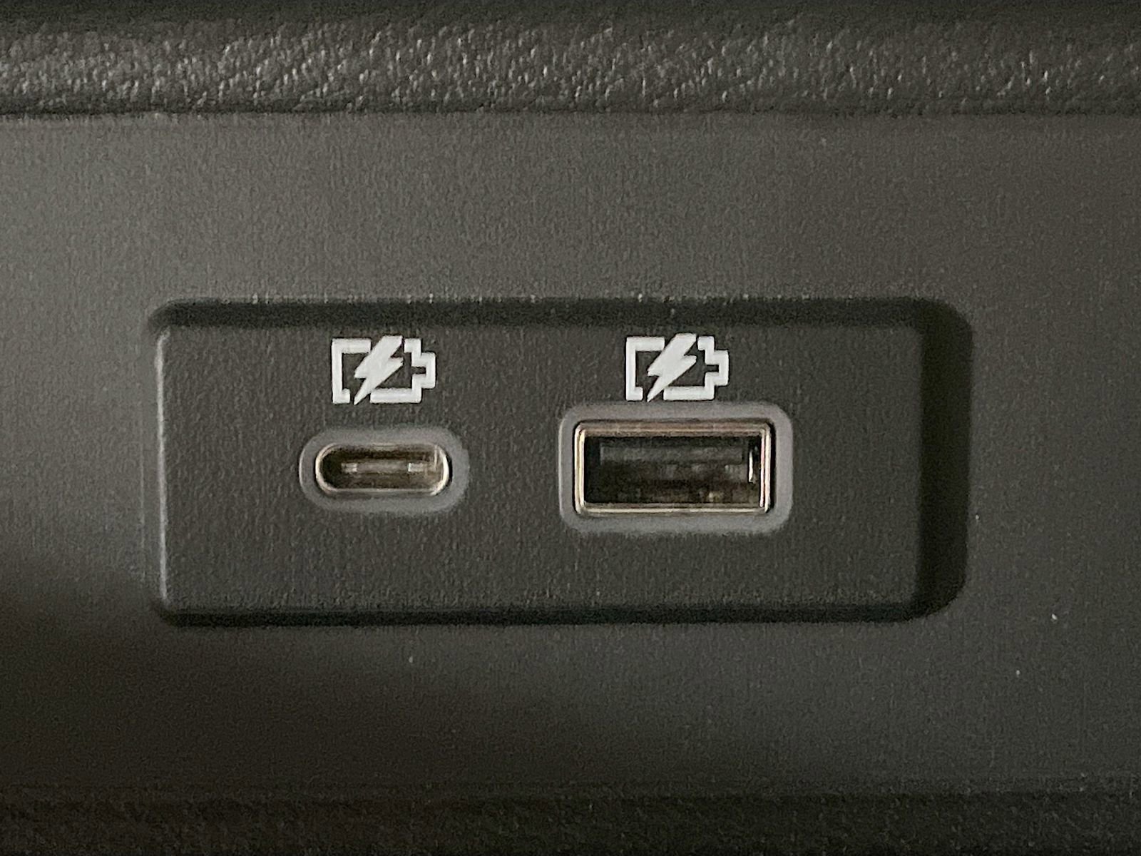 Used 2023 Nissan Maxima SR w/ Sport Mat Group image 27