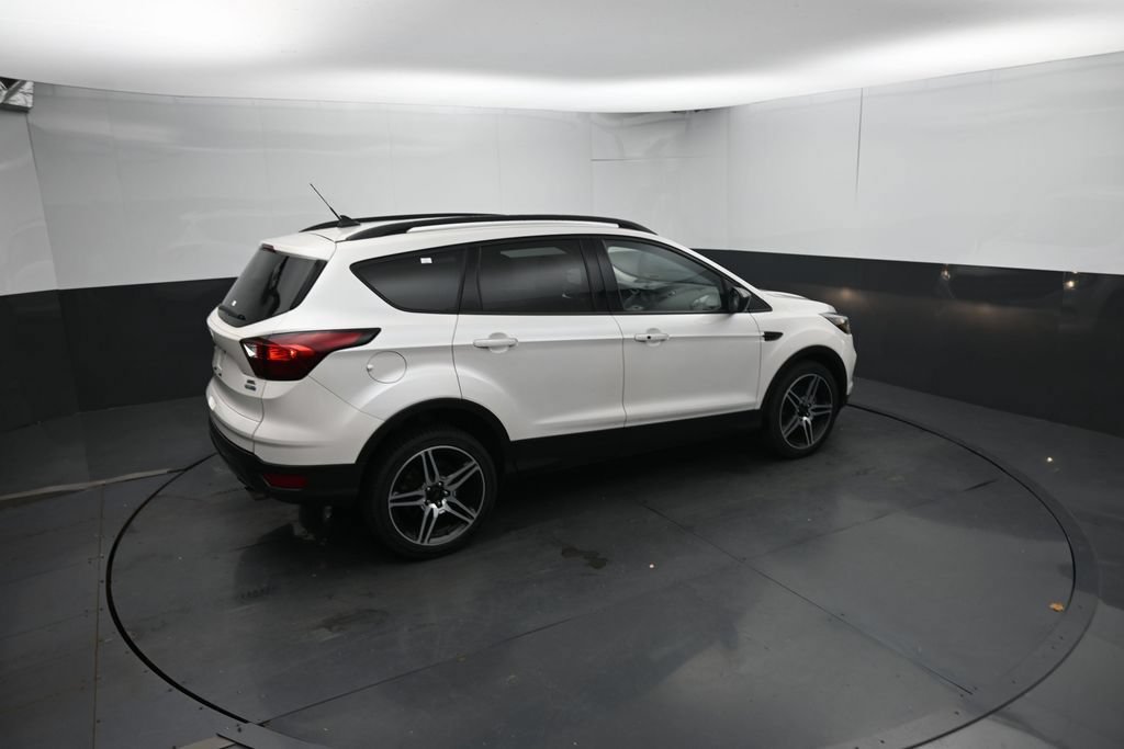 Used 2019 Ford Escape SEL AWD/4WD image 11