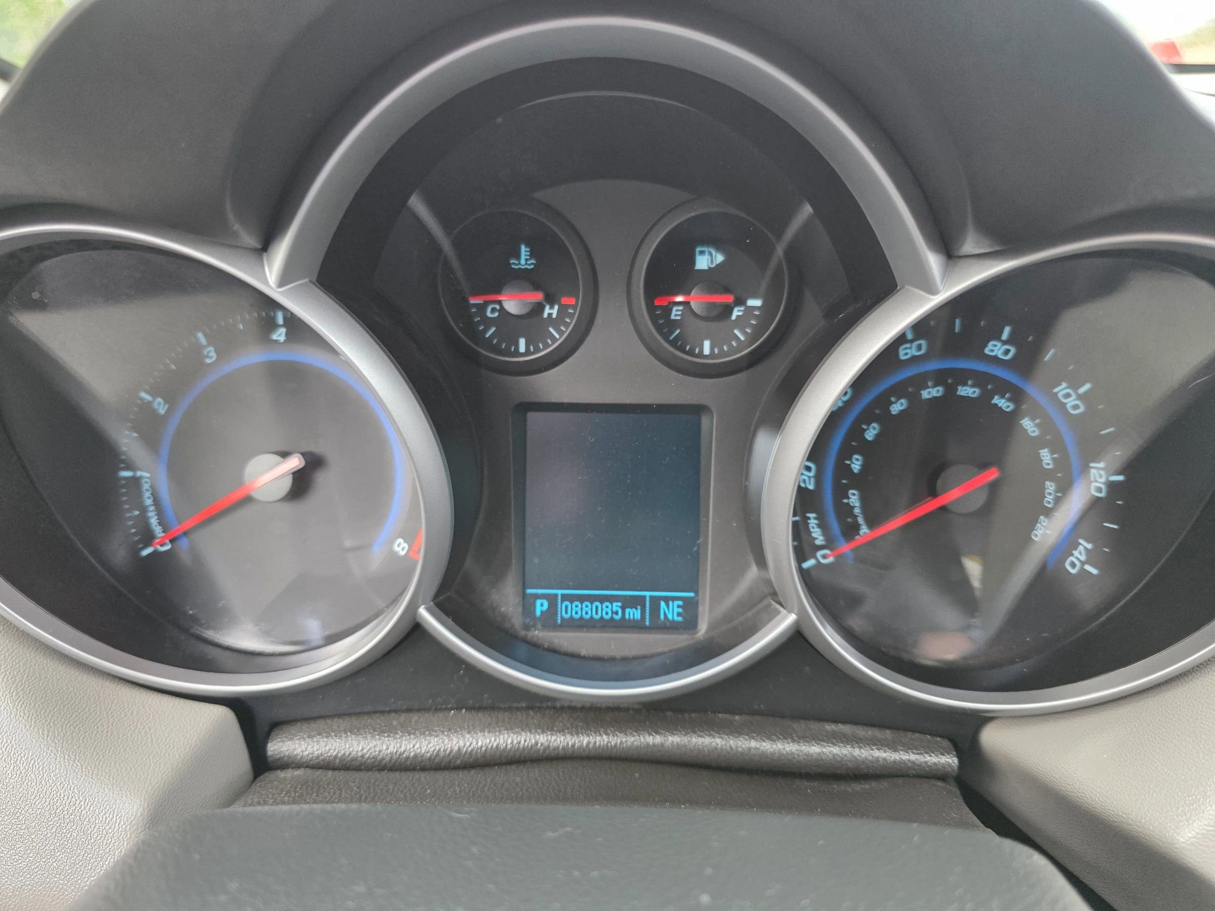 Used 2012 Chevrolet Cruze LT FWD image 19