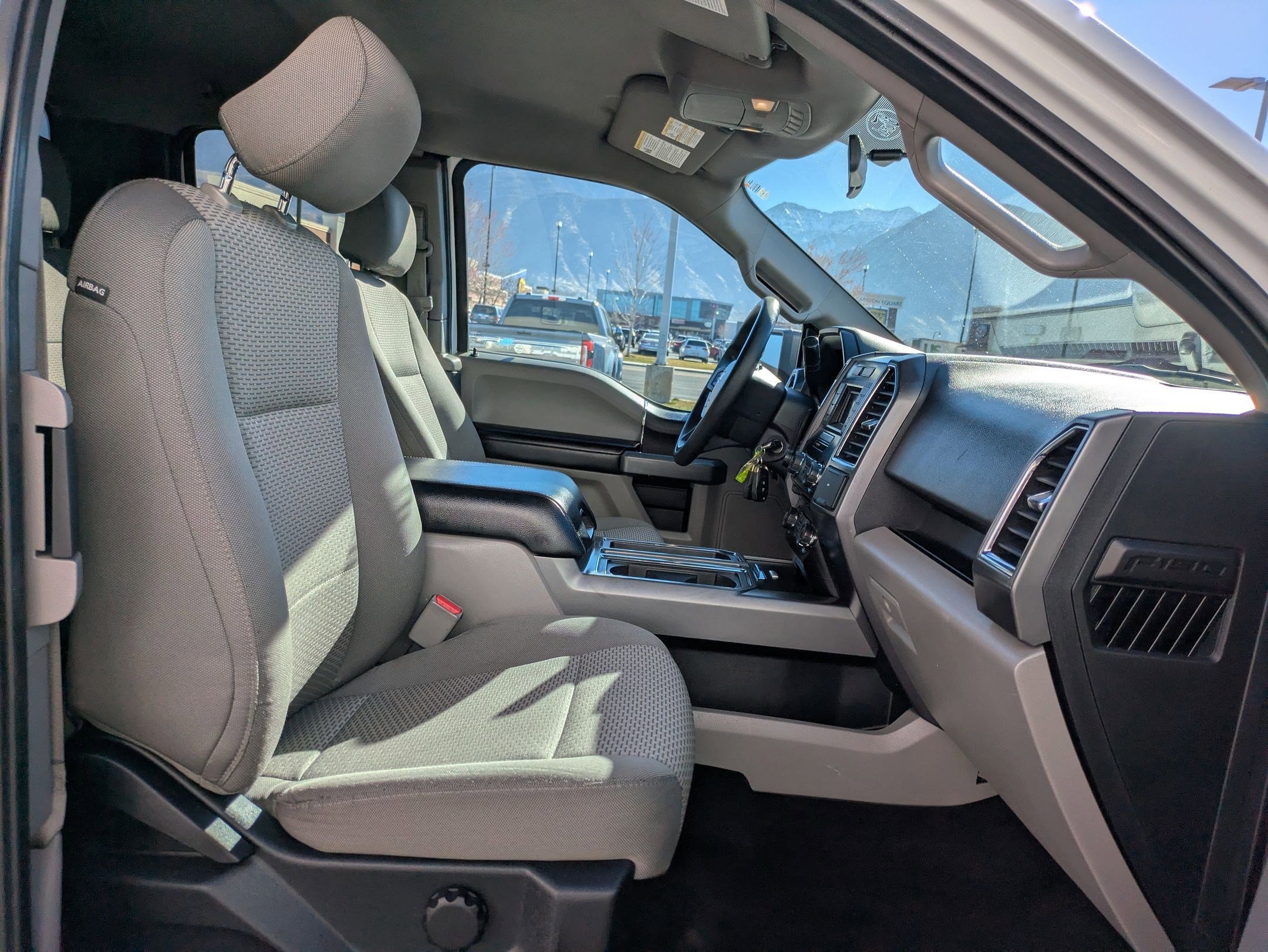 Used 2016 Ford F150 XLT image 30