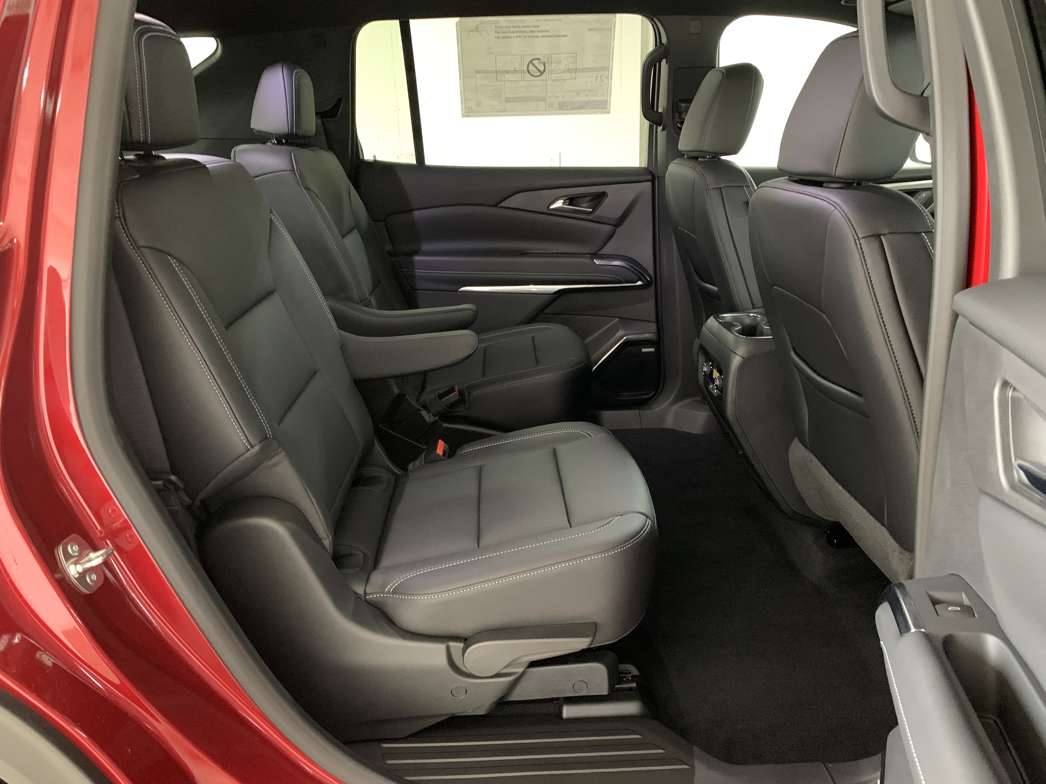 New 2025 Chevrolet Traverse LT w/ Enhanced Driving Package image 35