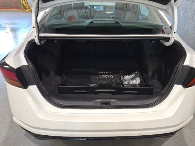 New 2026 Nissan Altima 2.5 SR FWD image 18
