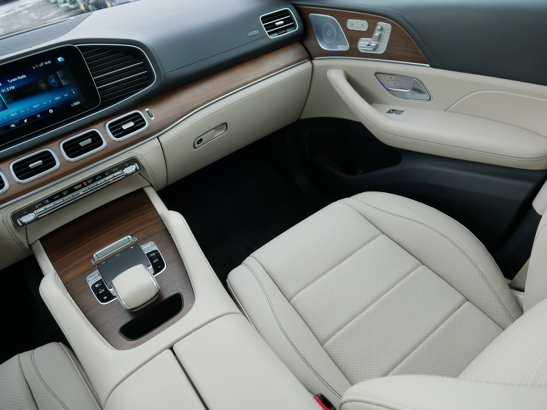 Used 2020 Mercedes-Benz GLE 350 4MATIC image 11