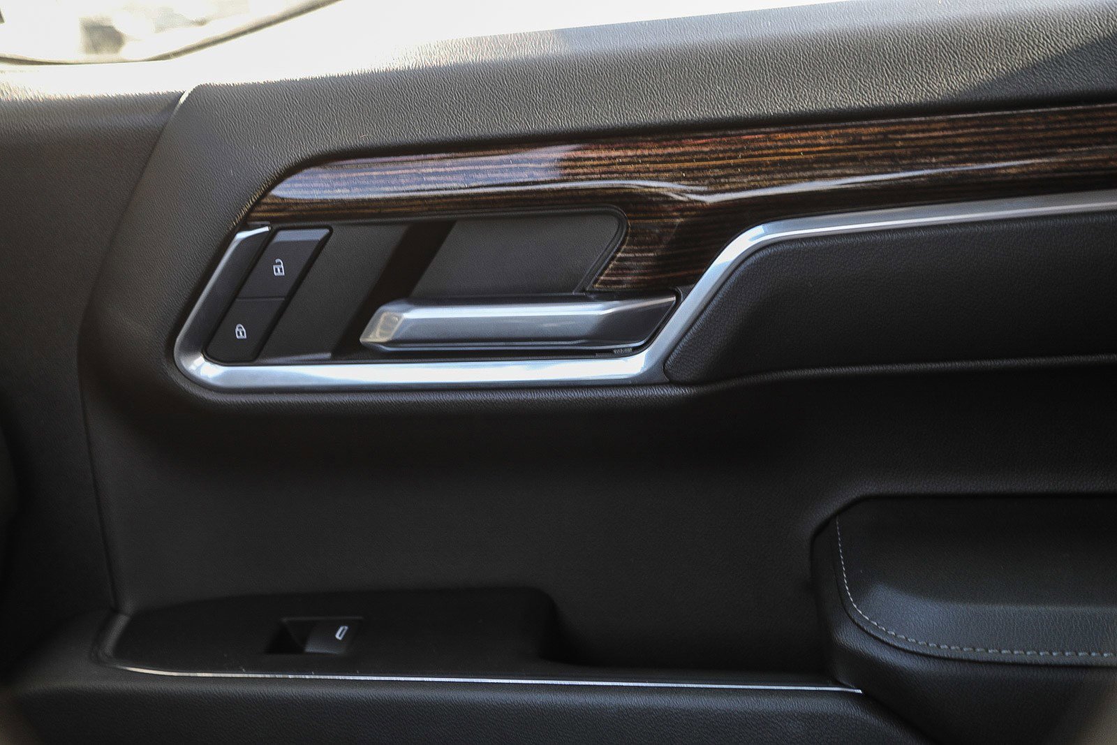 Used 2024 GMC Sierra 1500 Elevation image 21