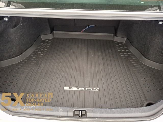 Used 2025 Toyota Camry SE w/ Multimedia Upgrade Package image 33