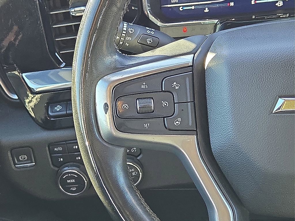 Used 2024 Chevrolet Silverado 3500 LTZ w/ LTZ Convenience Package image 18