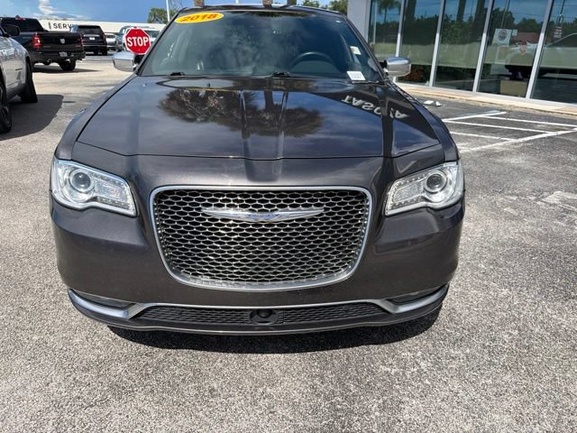 Used 2018 Chrysler 300 C w/ Safetytec Plus Group RWD image 2