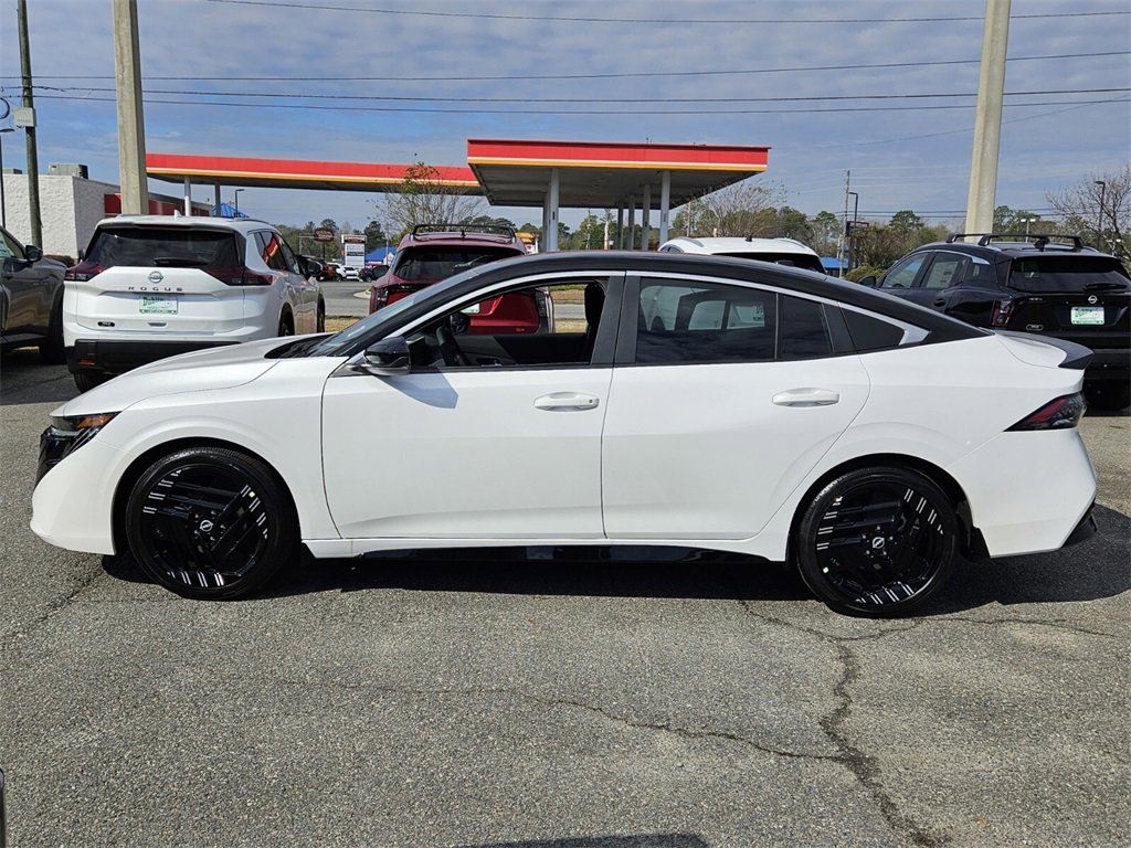 New 2026 Nissan Sentra SR image 2